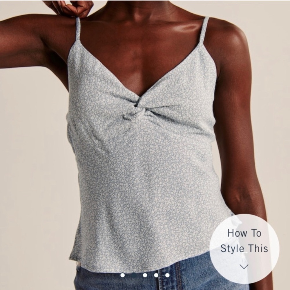 Twist front cami. BNWT.